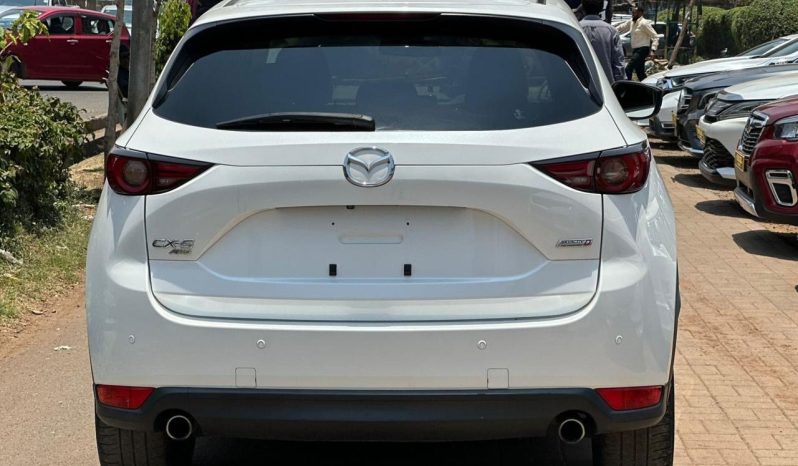 
								Mazda CX-5 full									