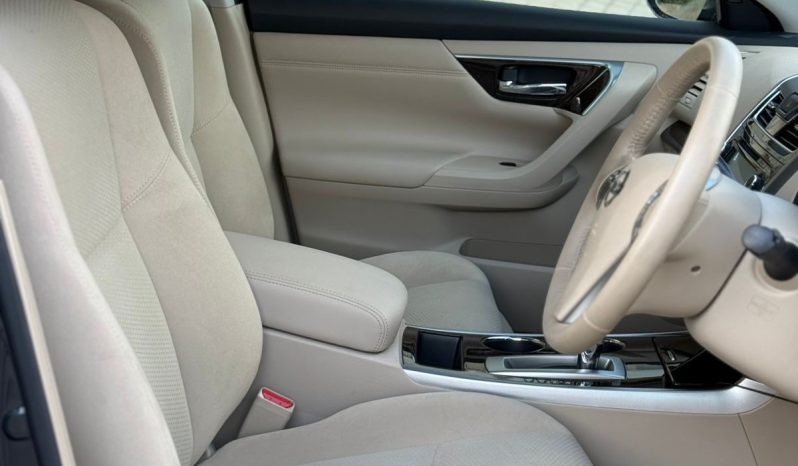 
								Nissan Teana XL full									