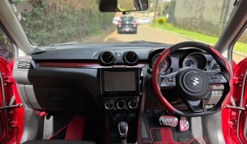 
								Suzuki Swift Sport full									