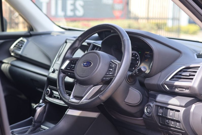 
								Subaru Forester SK9 full									