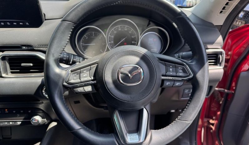 
								Mazda CX-5 full									