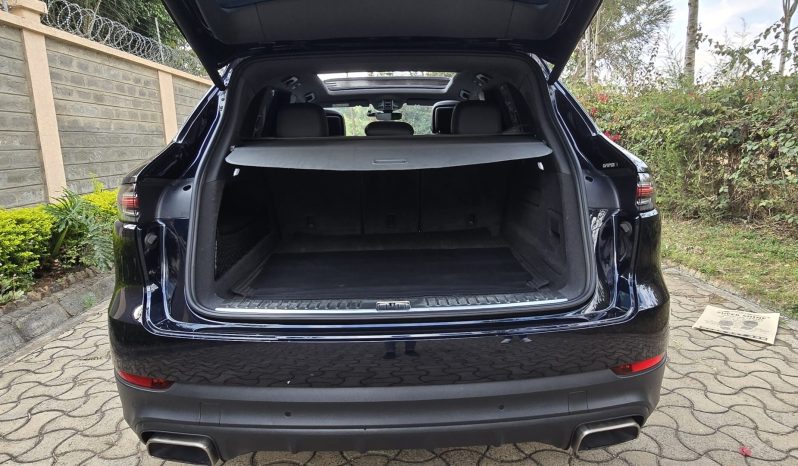 
								Porsche Cayenne full									