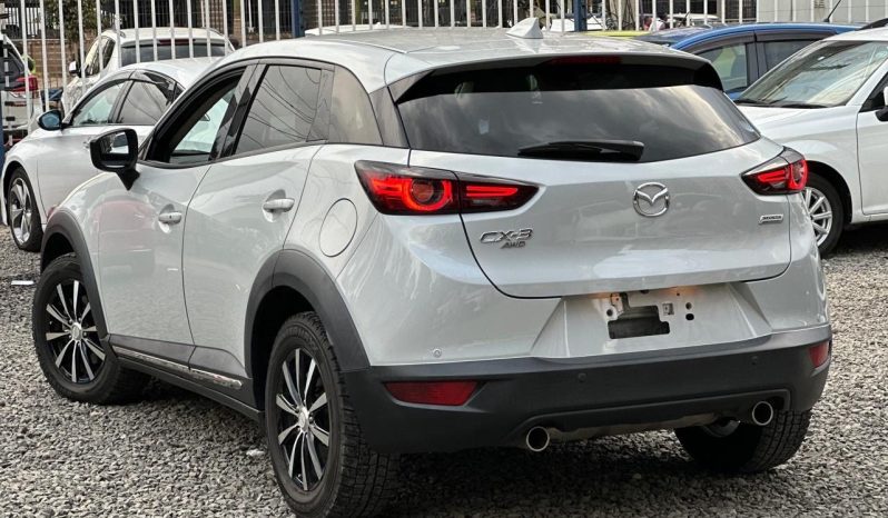 
								Mazda CX-3 full									