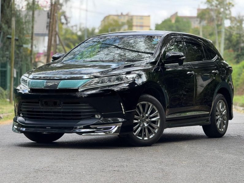 
								Toyota Harrier full									