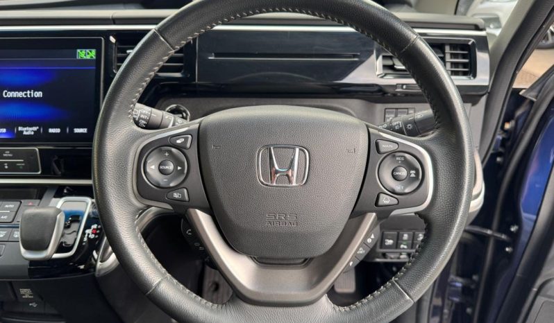 
								Honda Stepwagon Spada full									