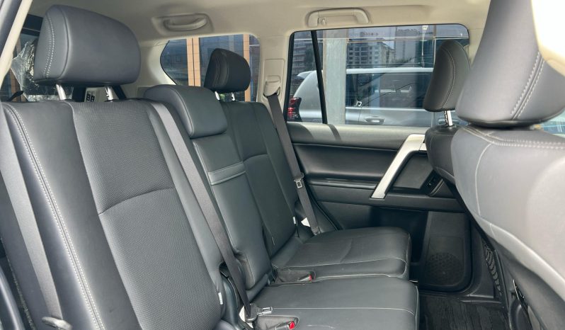 
								Toyota Land Cruiser Prado TZG full									