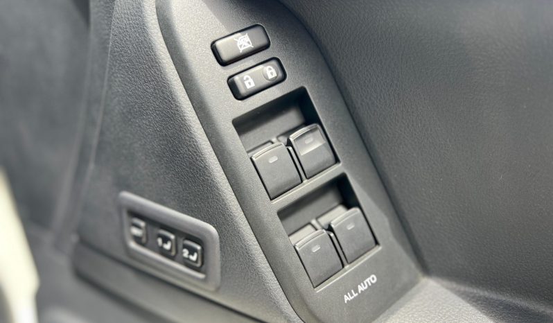 
								Toyota Land Cruiser Prado TZG full									