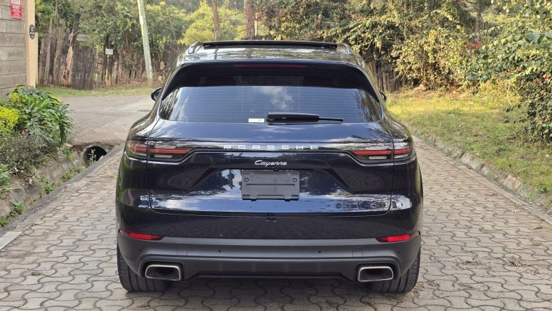 
								Porsche Cayenne full									