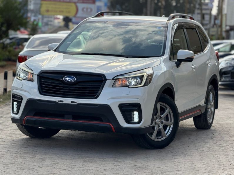
								Subaru Forester X Break SK9 full									