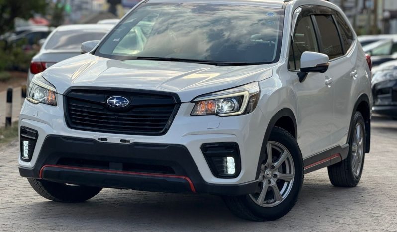 
								Subaru Forester X Break SK9 full									