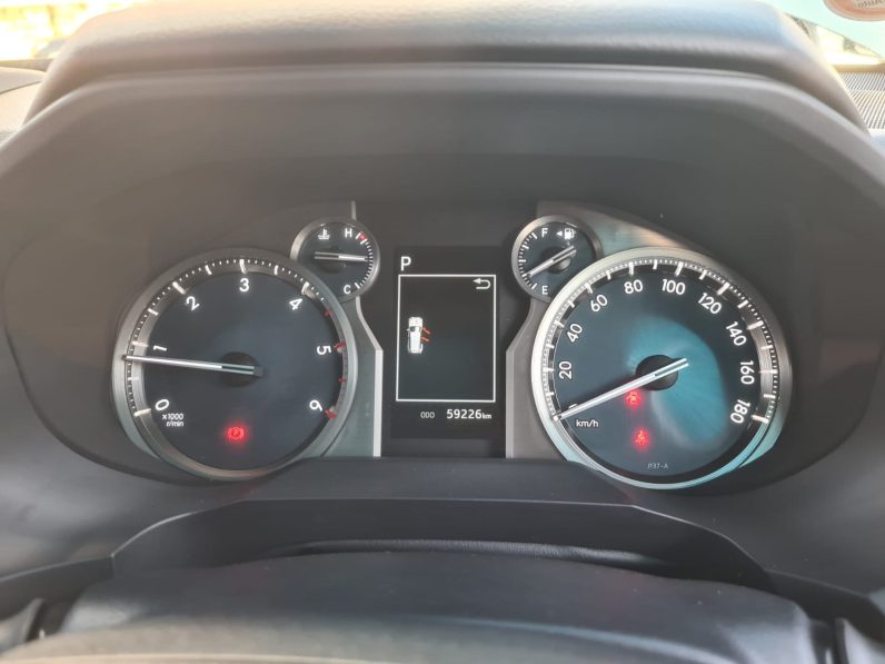 
								Toyota Land Cruiser Prado TX full									