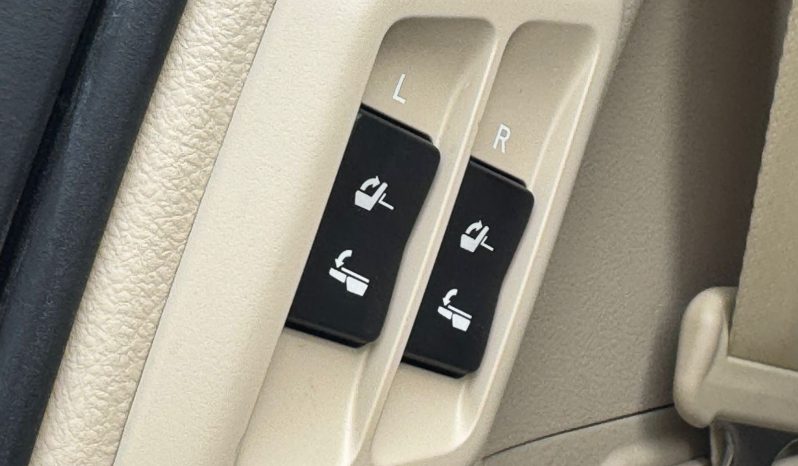 
								Toyota Land Cruiser Prado TX full									