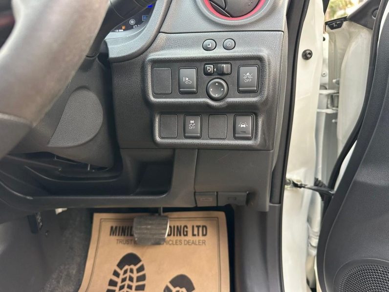 
								Nissan Note Nismo full									