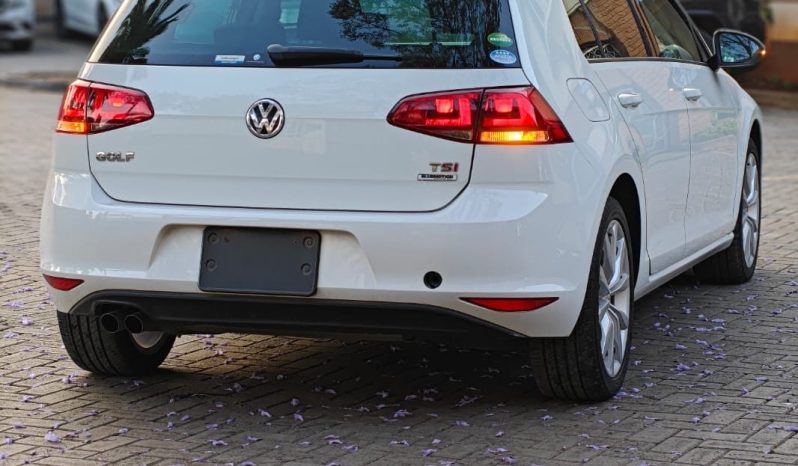 
								Volkswagen Golf full									