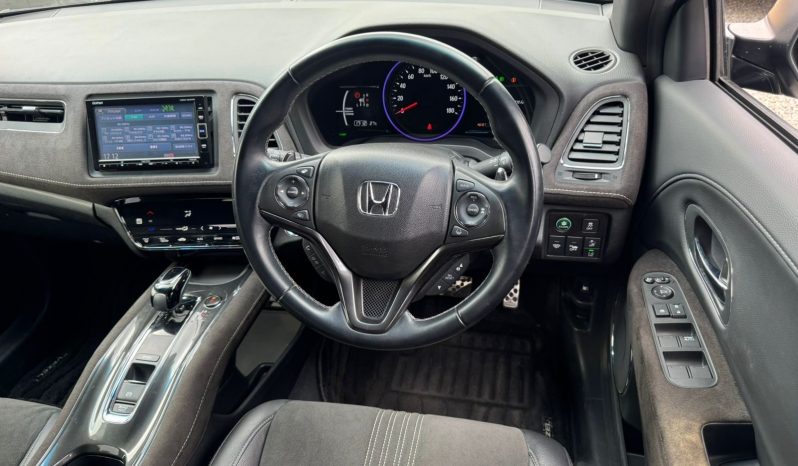 
								Honda Vezel RS full									