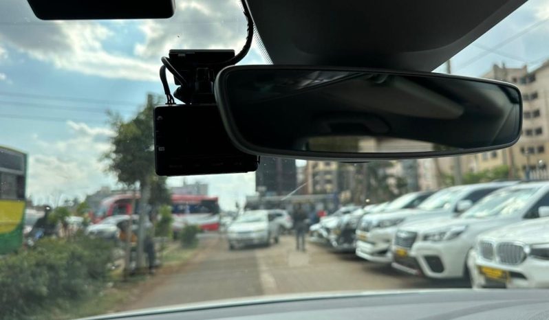 
								Volkswagen Golf Tsi full									