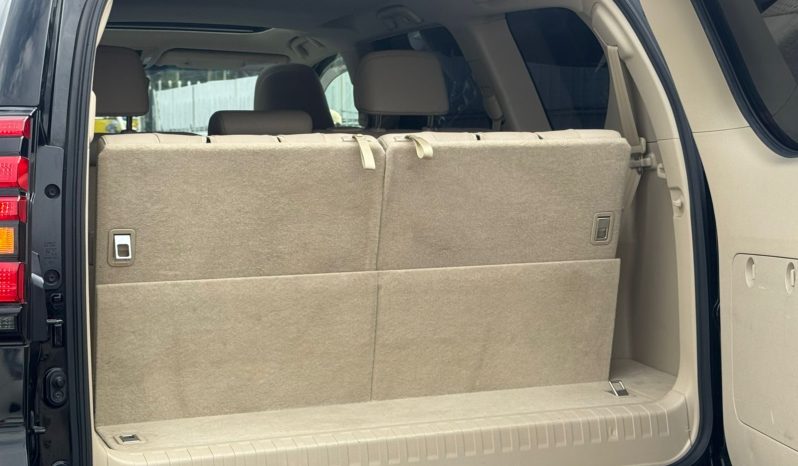 
								Toyota Land Cruiser Prado TX full									