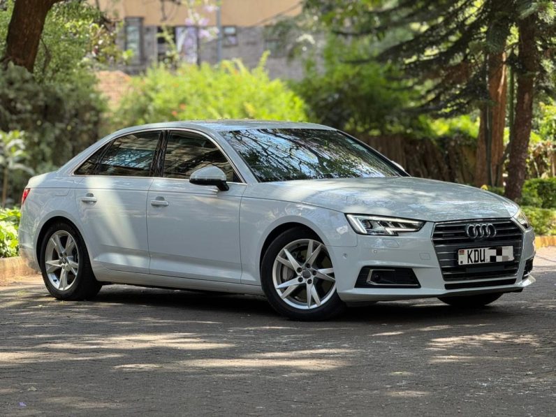 
								Audi A4 TFSI full									