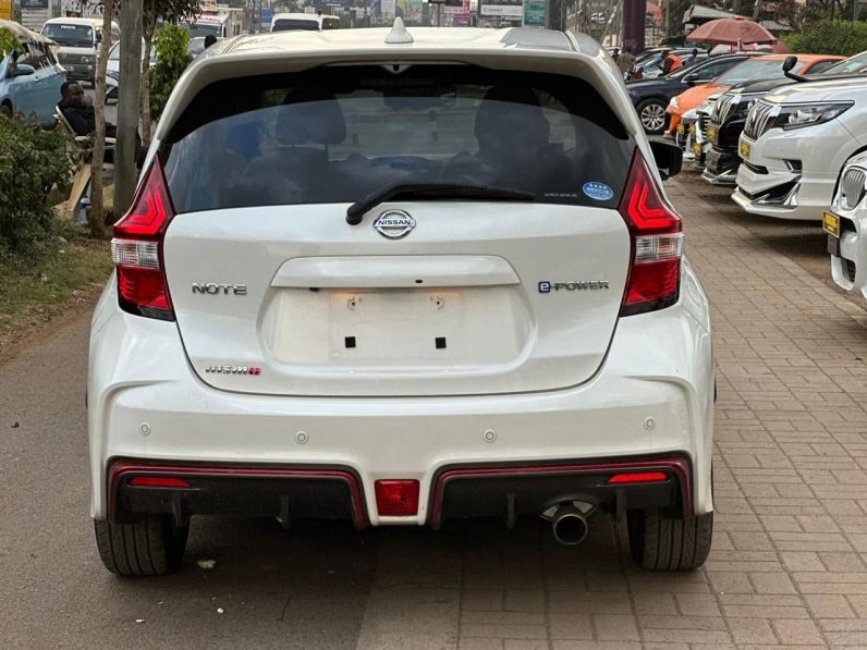 
								Nissan Note Nismo full									