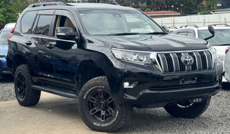 
								Toyota Land Cruiser Prado TX full									