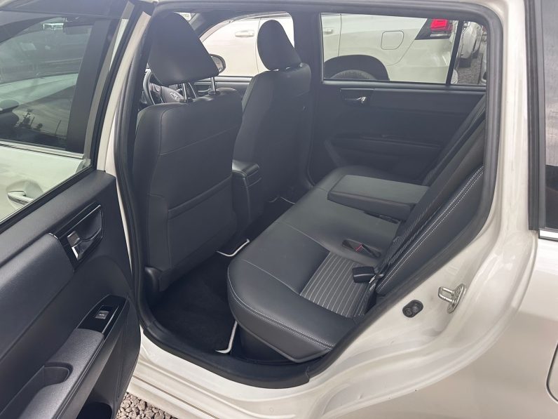 
								Toyota Fielder WXB full									