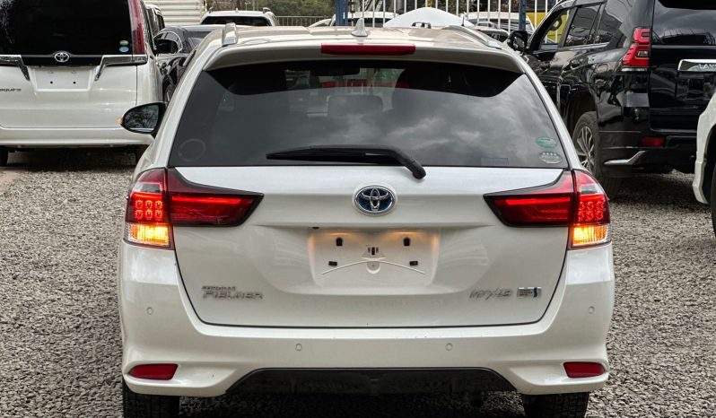 
								Toyota Fielder WXB full									