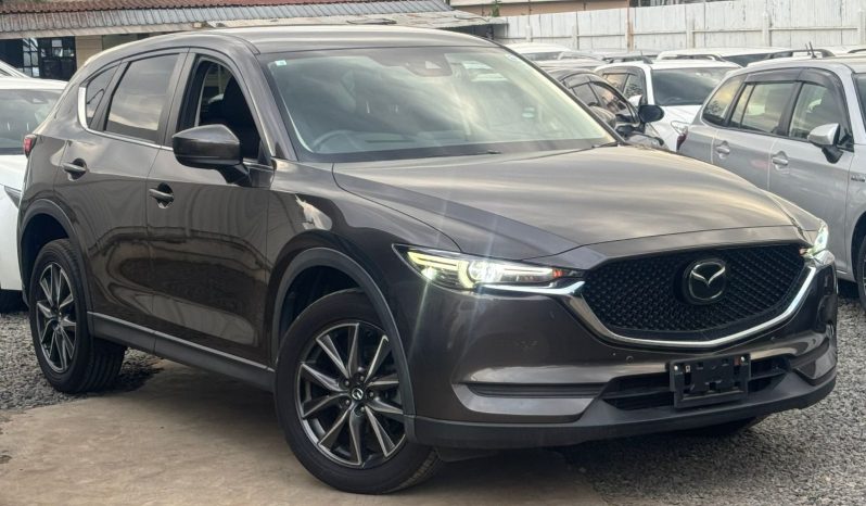 
								Mazda CX-5 full									
