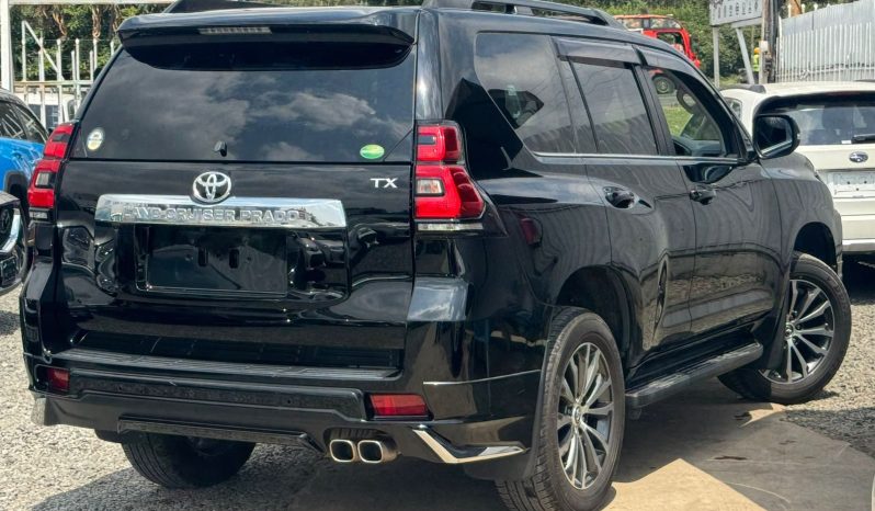 
								Toyota LandCruiser Prado TXL full									