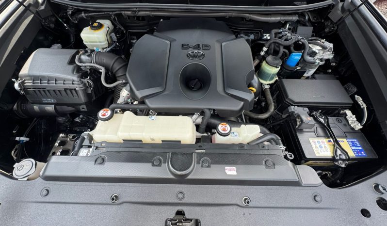 
								Toyota LandCruiser Prado TXL full									