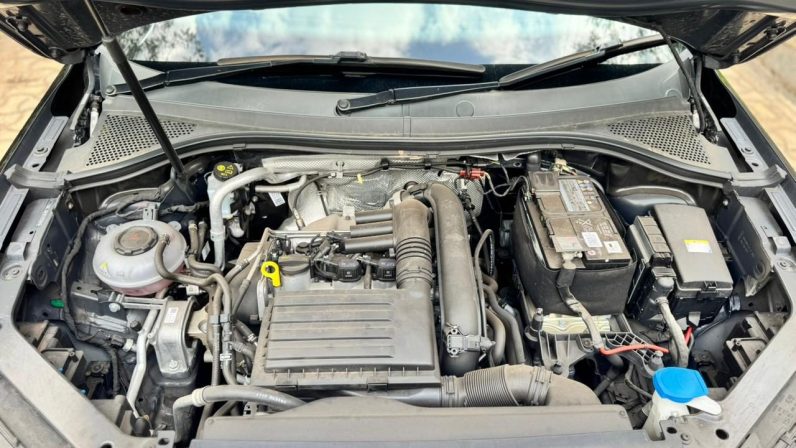 
								Volkswagen Tiguan full									