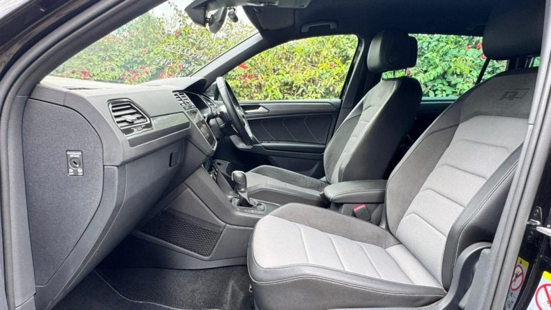 
								Volkswagen Tiguan full									