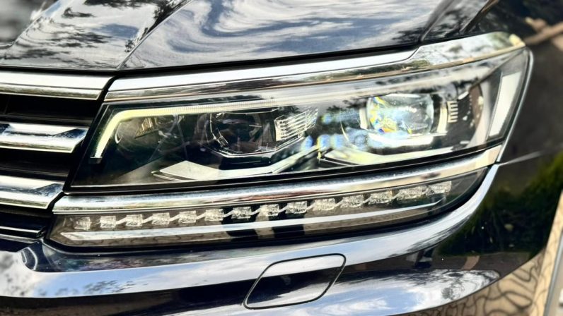 
								Volkswagen Tiguan full									