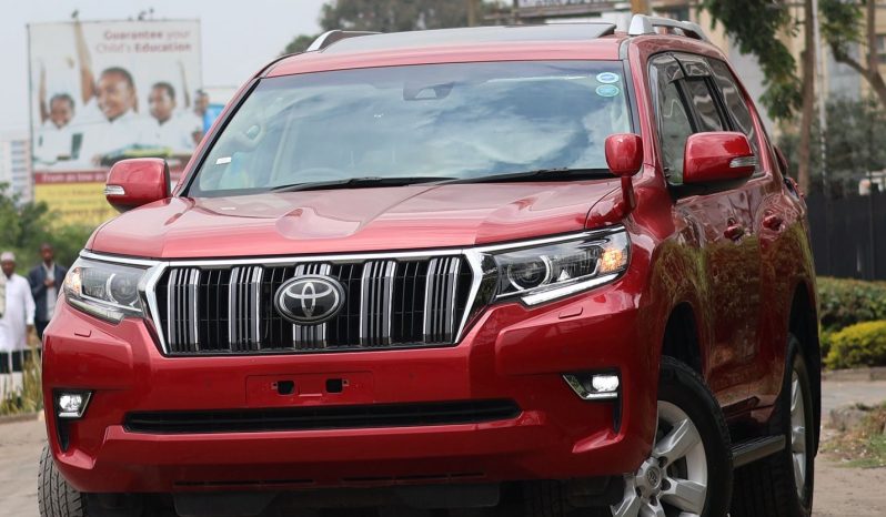 
								Toyota Land Cruiser Prado TXL full									