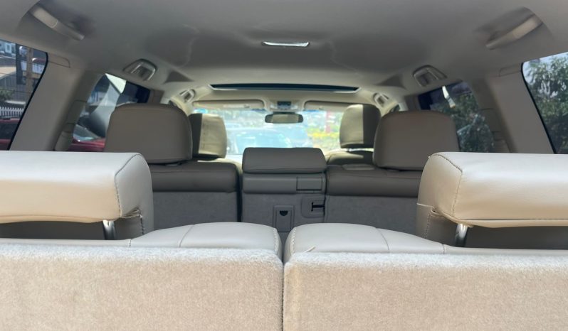 
								Toyota Land Cruiser Prado TXL full									