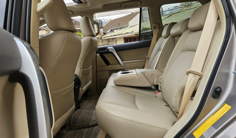 
								Toyota LandCruiser TXL full									