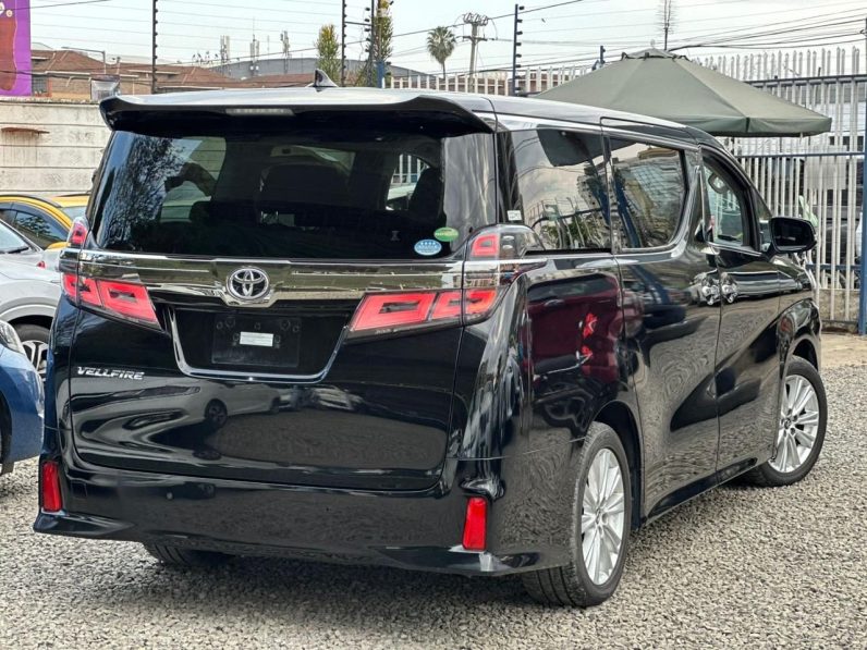 
								Toyota Vellfire full									