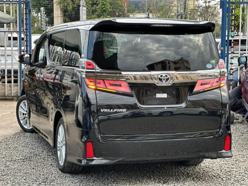 
								Toyota Vellfire full									