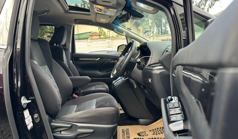 
								Toyota Vellfire full									