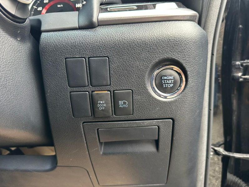 
								Toyota Vellfire full									