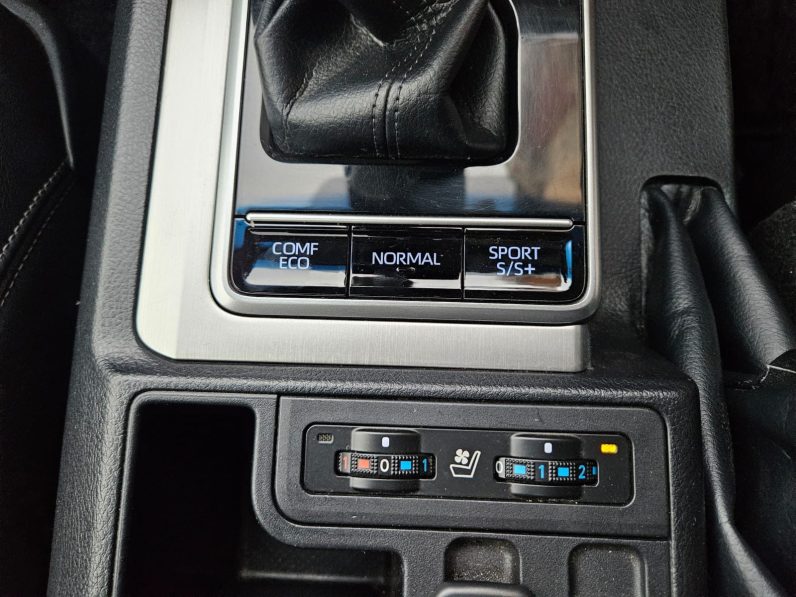 
								Toyota land Cruiser prado TZG full									