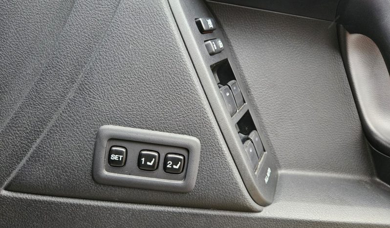 
								Toyota land Cruiser prado TZG full									