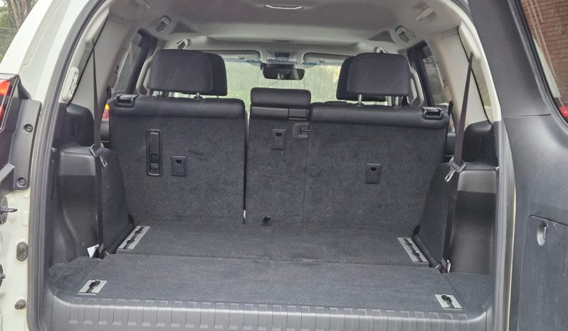 
								Toyota land Cruiser prado TZG full									