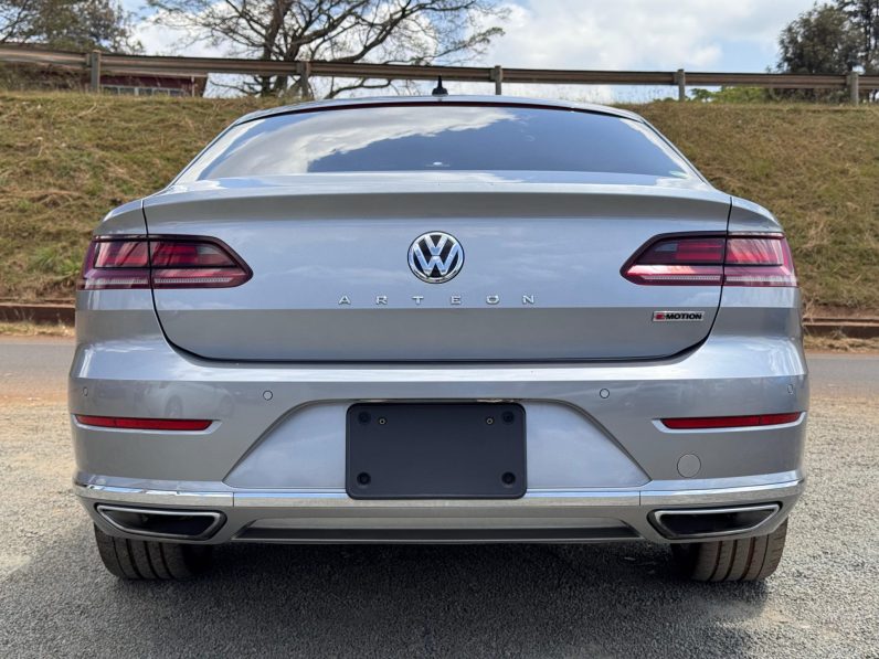 
								Volkswagen Arteon full									