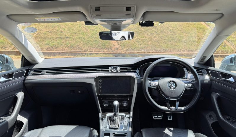 
								Volkswagen Arteon full									