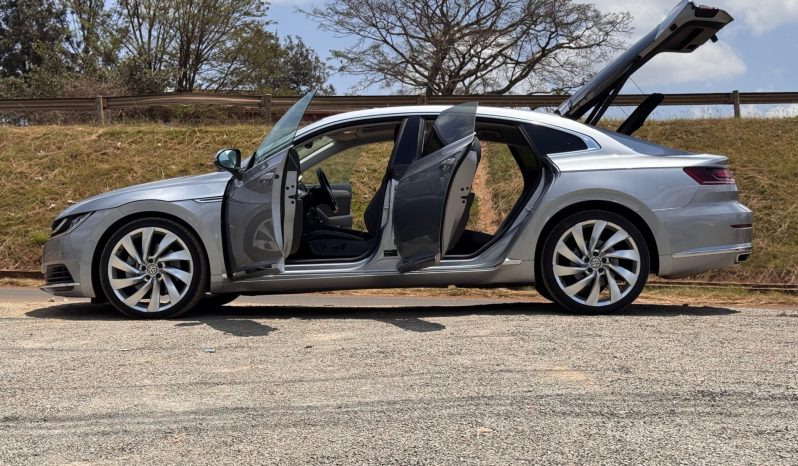 
								Volkswagen Arteon full									