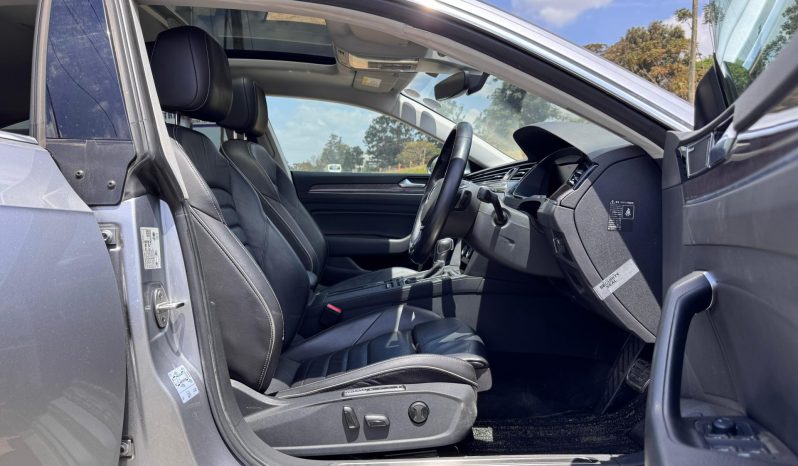 
								Volkswagen Arteon full									