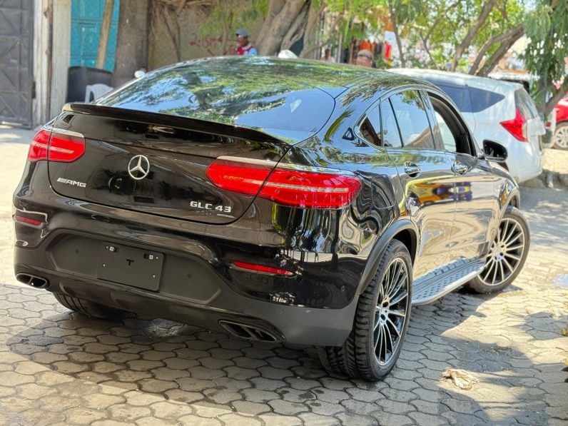 
								Mercedes-Benz GLC 43 full									