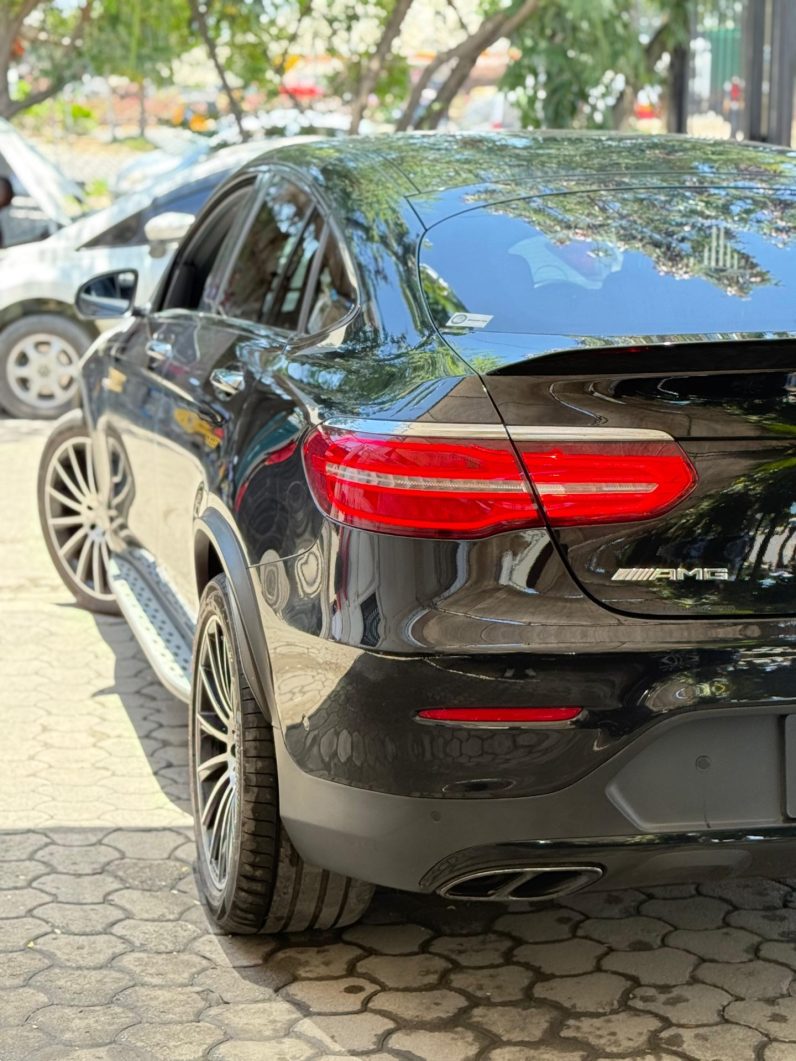 
								Mercedes-Benz GLC 43 full									