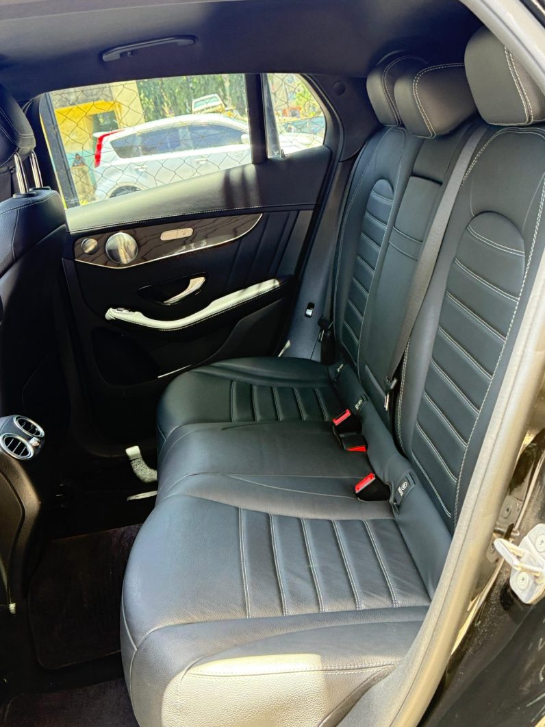 
								Mercedes-Benz GLC 43 full									