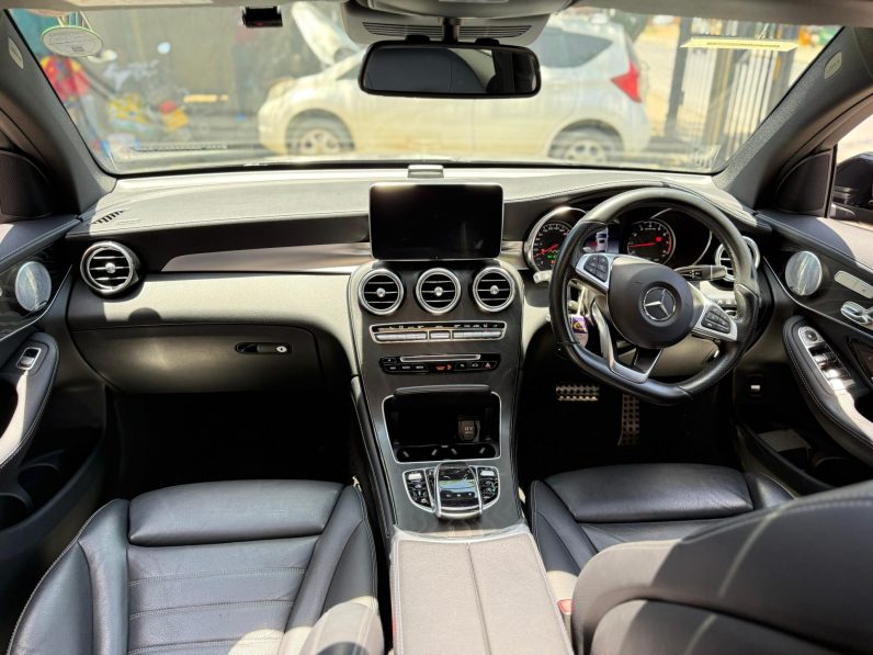 
								Mercedes-Benz GLC 43 full									